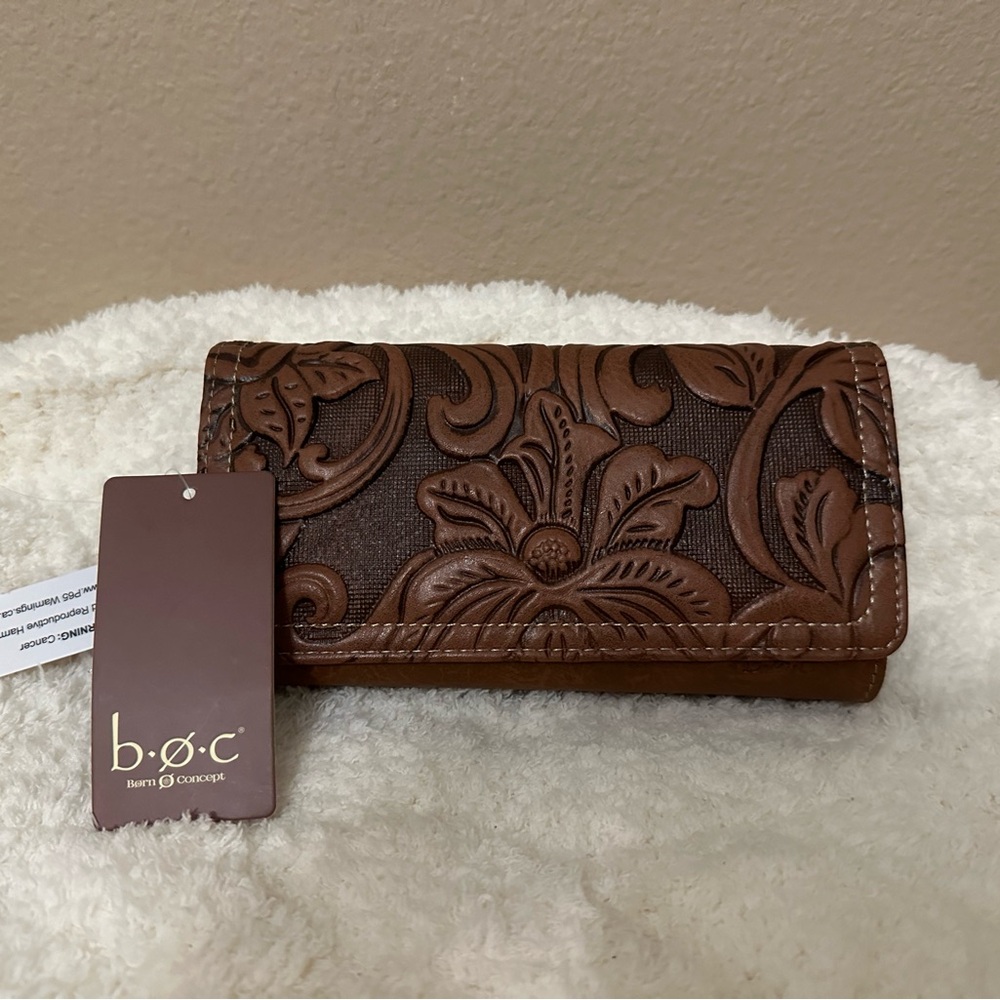 B.o.c. Brown Embossed Leather Wallet NWT